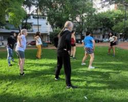 CAMINATA SOLIDARIA en Parque Chacabuco