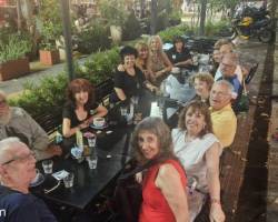 NOS VEMOS? Caminamos y seguimos festejando la vida