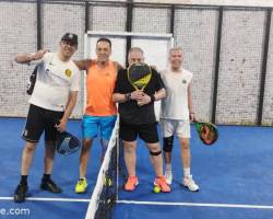 ** JUGAMOS AL PADDLE **