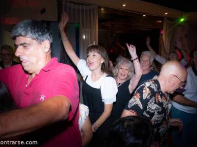 Encuentro : CENA  , FIESTA Y BAILE CONECTANDO CON LA VIDA .  Homenaje a  SIMPLEMENTEMUJER ( Lidia) 