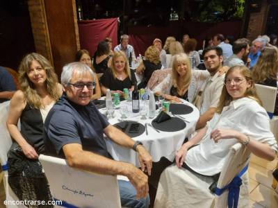 Encuentro : VOLVEMOS A CHAMPS ÉLYSEES 