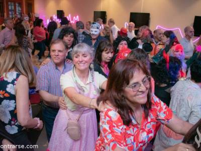 Encuentro : BAILE  MOVIDITO ANTES DE LAS ELECCIONES EN VILLA URQUIZA !   