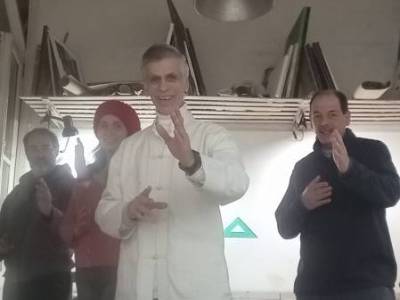 Encuentro : CLASE ABIERTA DE  TAI CHI/CHI KUNG en Plaza Irlanda.  
