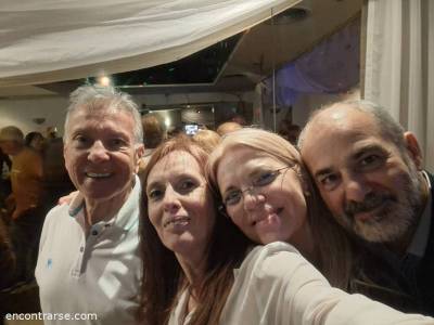 Encuentro : TARDE DE LOCURA, Y DIVERSION, vamos a Bailar........ 