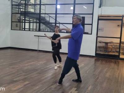 Encuentro :  TALLER DE DANZA CLASICA. EN TEATRO EL JUVENIL.. ICON ALDO VON LANDESEN 