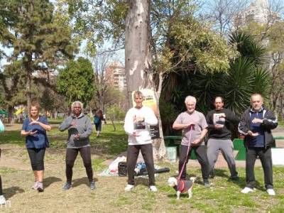 Encuentro : CLASE ABIERTA DE  TAI CHI/CHI KUNG en Plaza Irlanda.  