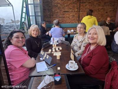 Encuentro : VIERNES FERIADO PARA JUGAR Y MERENDAR !!!! 