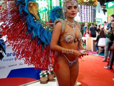 Encuentro : En Alto Palermo hablamos de viajes 