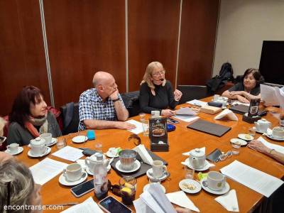 Encuentro : Club de lectura: Los martes son puro cuento... 