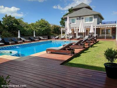 Encuentro : Un finde de ensueño en Cariló. 