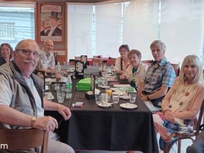 Encuentro : CLASE ABIERTA DE  TAI CHI/CHI KUNG en Plaza Irlanda.  