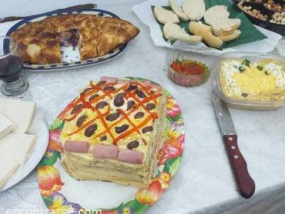 Encuentro : Pasar la Nochebuena cenando juntos. En mi casa, recibirlos con alma de fiesta. Sea cual sea tu credo. Nos integramos, como lo hice ni bien ingresé  
