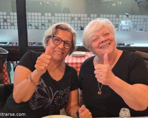 Las campeonas de Burako!!! :Encuentro Grupal CLASICO JUEVES DE RUMMY!!!!