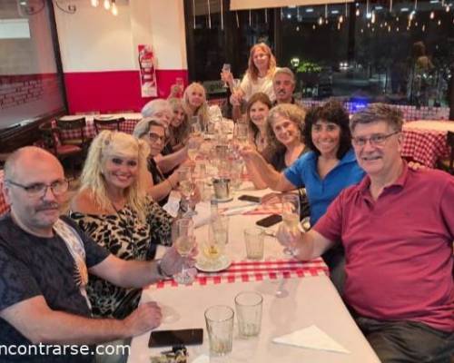 Una muy linda noche!! 😊🥰 Muchas gracias de corazón Sandra porque sos una excelente anfitriona!! 😘 :Encuentro Grupal CLASICO JUEVES DE RUMMY!!!!