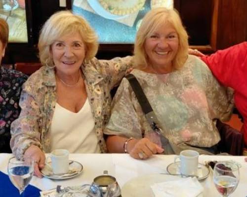 Excelente salida, muy buena para sociabilizar :Encuentro Grupal CAFE de CABALLITO dotado charlado bonito !!!!