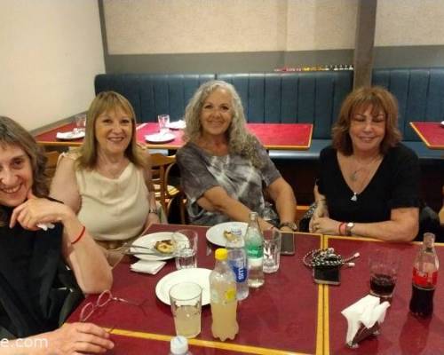 35866 5 NOS VEMOS? Caminamos y seguimos festejando la vida