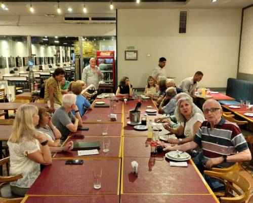 35866 8 NOS VEMOS? Caminamos y seguimos festejando la vida