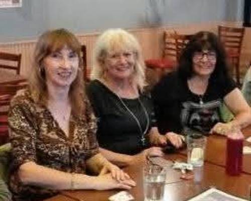 35869 19 FLORES son amores leyendas mitos e Historias.-