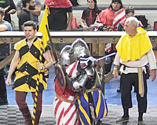 35902 17 ¡Viajamos en el tiempo a fotear en una Feria Medieval!