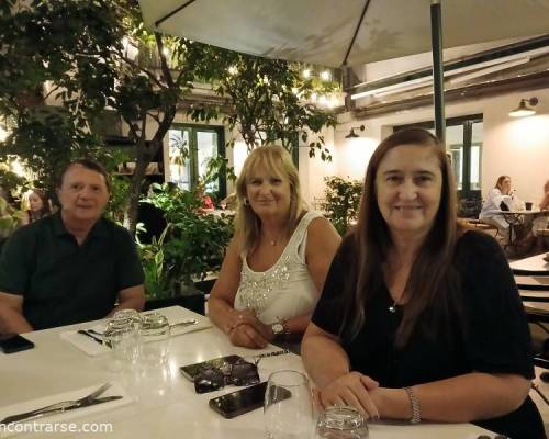 35909 1 Cena en el patio de una casona de Palermo