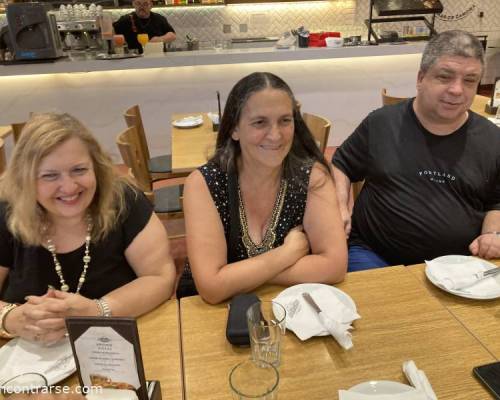 35921 11 CERRAMOS EL FINDE, EL DOMINGO, NOS JUNTAMOS A COMER EN LDZ...!!!