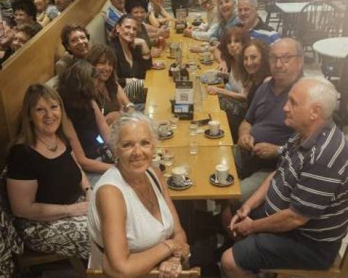 35933 24 NOS VEMOS? Caminamos y festejamos el cumpleaños de Mercedes