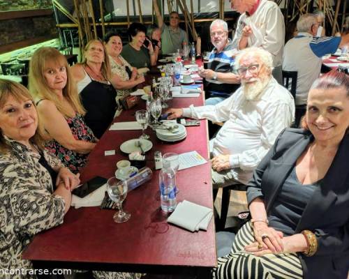 35933 9 NOS VEMOS? Caminamos y festejamos el cumpleaños de Mercedes