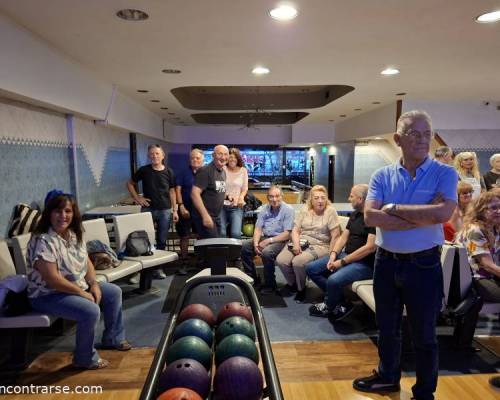 35987 6 “ Vamos al BOWLING el Viernes?,....tengo ganas de jugar....