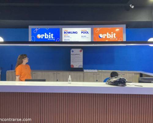 35998 13 BOWLING EN EL BOULEVARD SHOPPING ADROGUE, JUSTO QUE LO NECESITABAMOS...!!