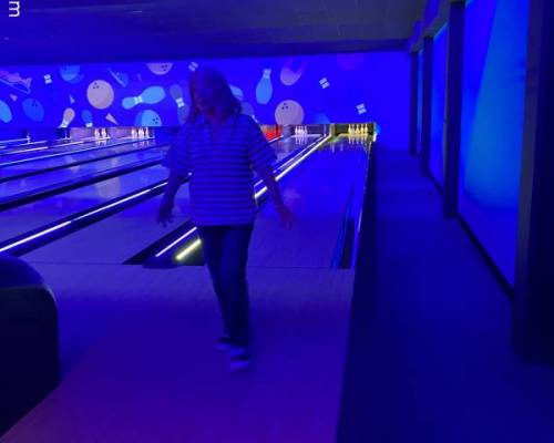 35998 2 BOWLING EN EL BOULEVARD SHOPPING ADROGUE, JUSTO QUE LO NECESITABAMOS...!!