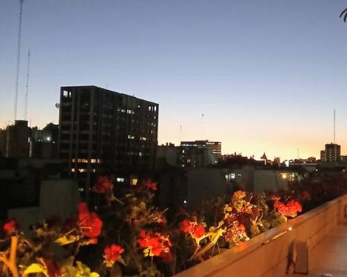 36003 20 Al caer la tarde: Sky Bar