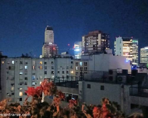 36003 23 Al caer la tarde: Sky Bar