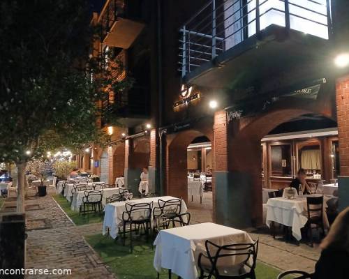 36021 10 Una pausa, con sabor italiano y con vista al rio