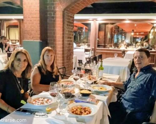 36021 12 Una pausa, con sabor italiano y con vista al rio