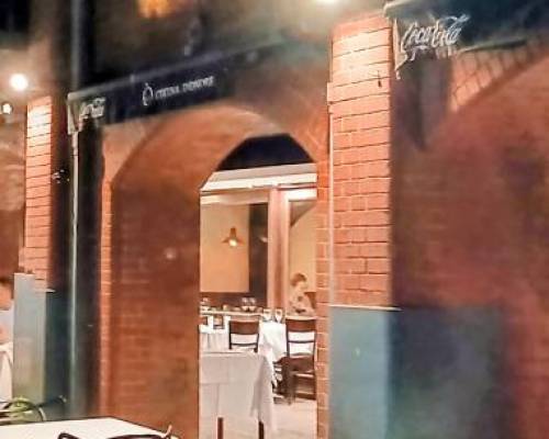 36021 5 Una pausa, con sabor italiano y con vista al rio