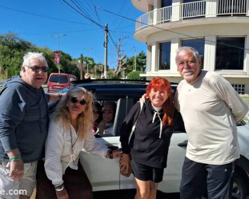 36033 17 Listos para un finde con amigos en la Costa?