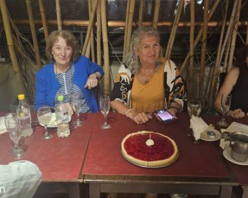 36051 5 NOS VEMOS? Caminamos y festejamos el cumpleaños de Marta