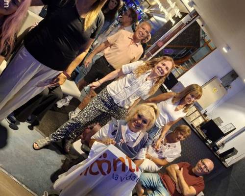 36052 12 “ Vamos al BOWLING el Viernes?,....tengo ganas de jugar....