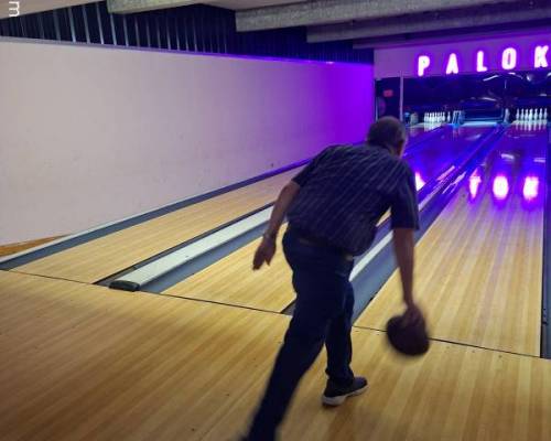 36052 13 “ Vamos al BOWLING el Viernes?,....tengo ganas de jugar....