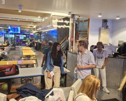 36052 14 “ Vamos al BOWLING el Viernes?,....tengo ganas de jugar....