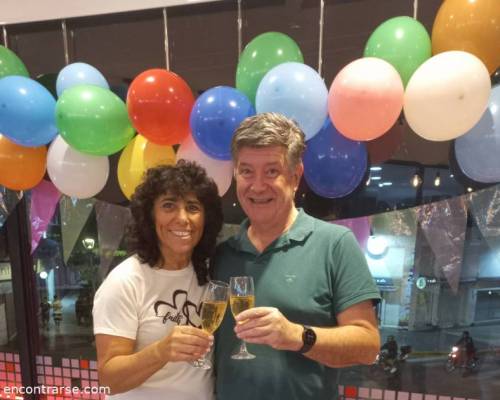 36061 14 AMIGOS, HOY ESTAMOS DE FESTEJO!!!!