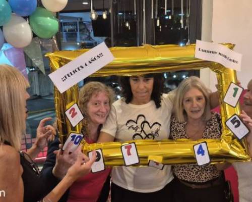 36061 35 AMIGOS, HOY ESTAMOS DE FESTEJO!!!!