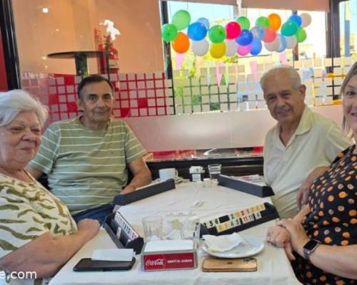 36061 5 AMIGOS, HOY ESTAMOS DE FESTEJO!!!!