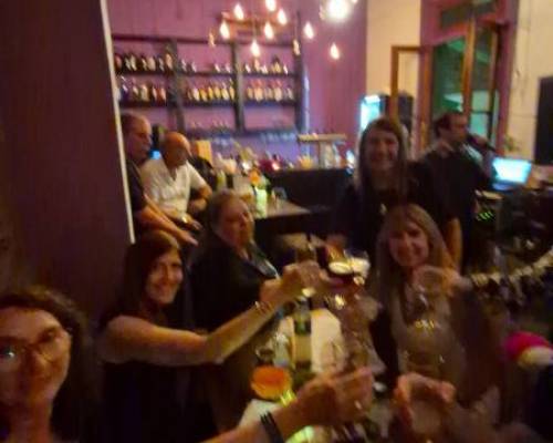 36086 13 COMBO FESTEJO: picada, pizza, show, baile y tortas con la mejor compañía.