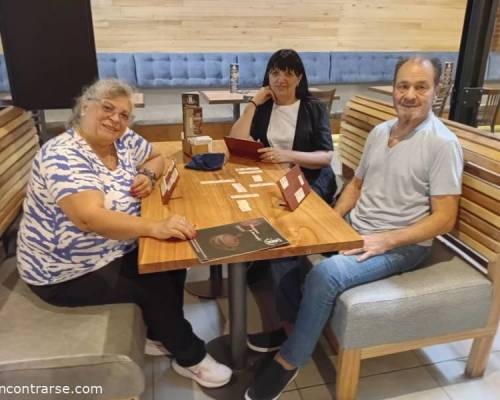 36097 6 JUGAMOS RUMMY EN CASTELAR