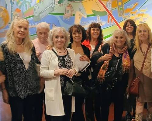 36105 32 Las mujeres, la música y el video