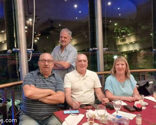 Hermosos!! :Encuentro Grupal NOS VEMOS? Caminamos y seguimos festejando la vida