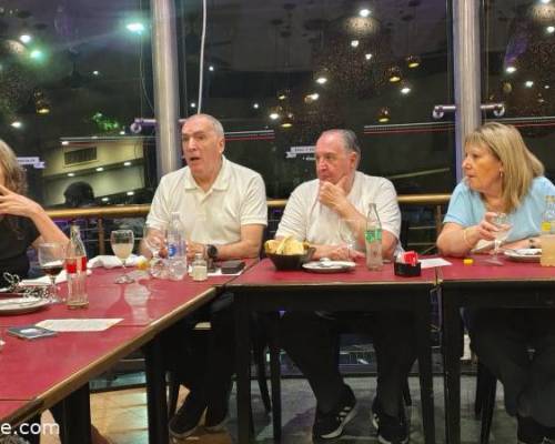 36120 5 NOS VEMOS? Caminamos y seguimos festejando la vida