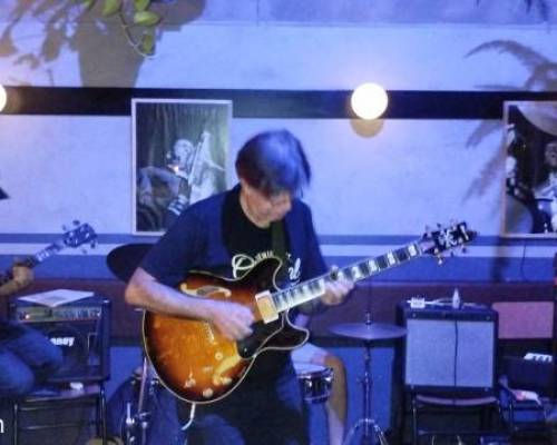 36151 3 Yosev 4 llega al Oeste: Una velada de puro Jazz y estilo exquisito