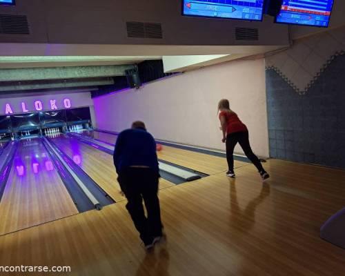 36199 3 “ Vamos al BOWLING el Viernes?,....tengo ganas de jugar....